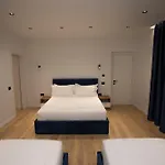 Hotell Klaus Center 4*