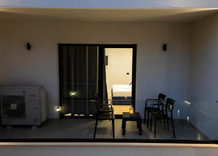 Klaus Center טיראנה