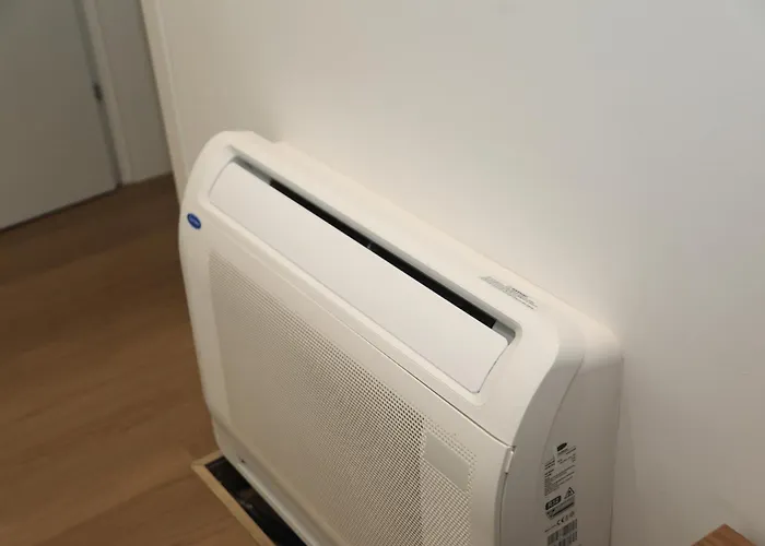 Klaus Center מלון 4*