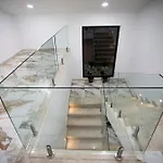 호텔 Klaus Center 4*