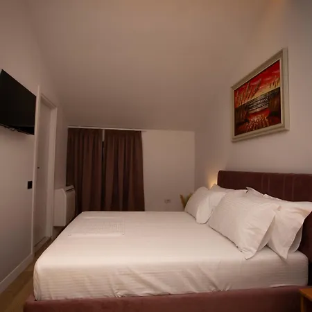 Hotel Klaus Center