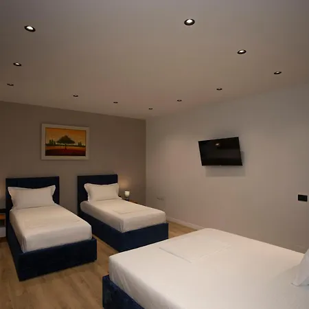 Klaus Center Hotel
