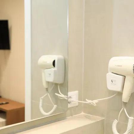 Klaus Center Hotel Tirana