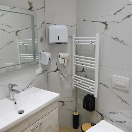 Klaus Center 4* Tirana