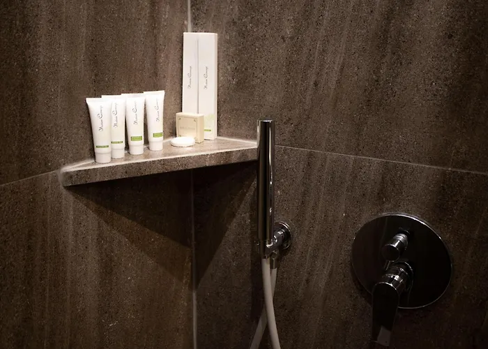 Klaus Center 4* Tirana