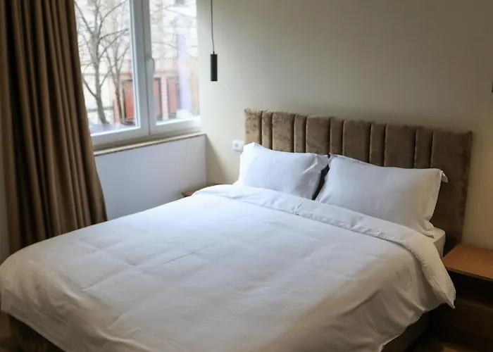 Klaus Center 4* Tirana